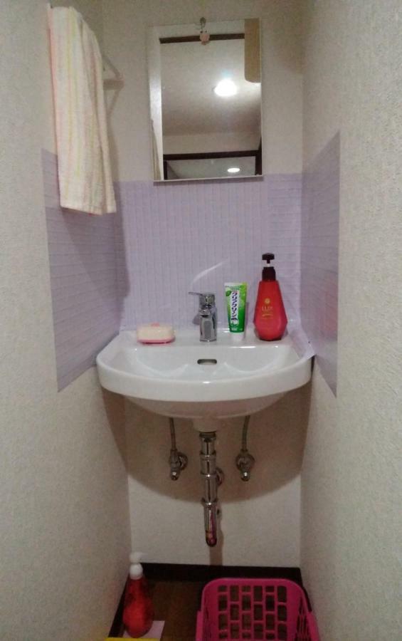 Fukuokakoryou Guesthouse Fukuoka  Bagian luar foto